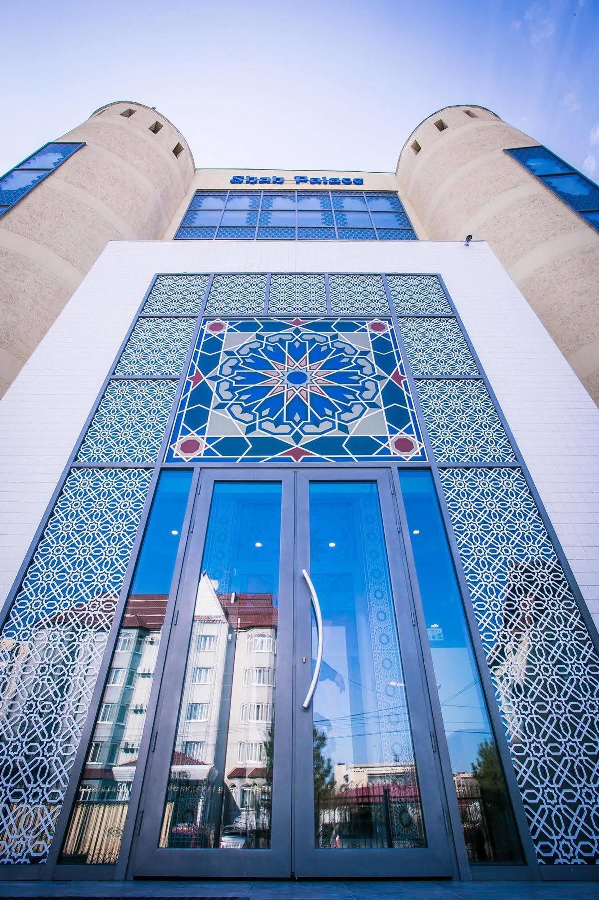 Shah Palace Hotel Bishkek Ngoại thất bức ảnh